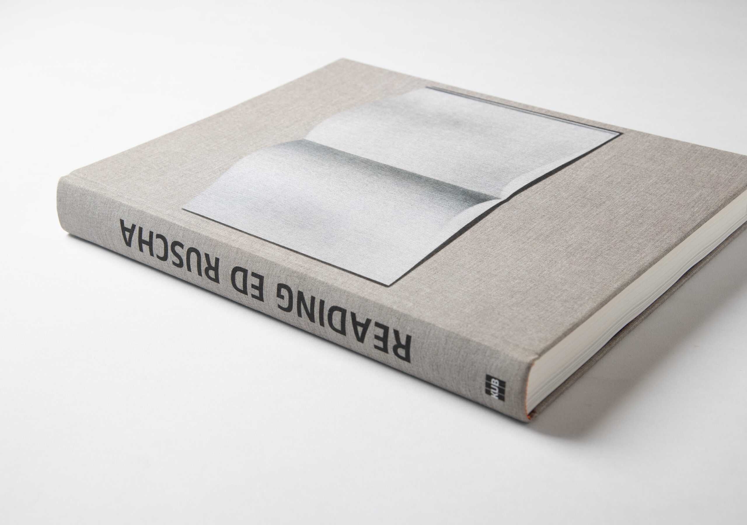 Buchgestaltung Cover Reading Ed Ruscha